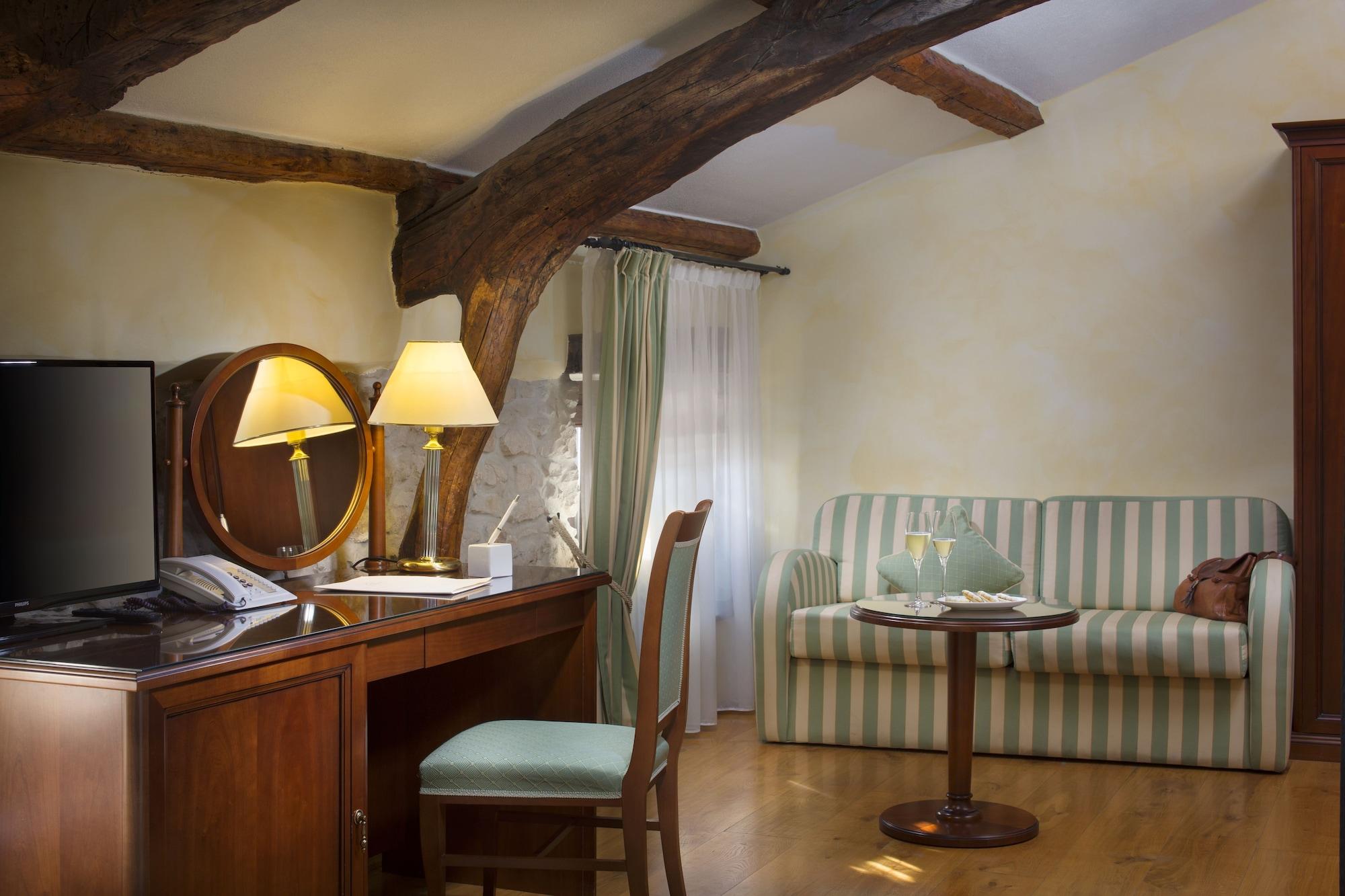 Heritage Hotel San Rocco Brtonigla Exterior photo