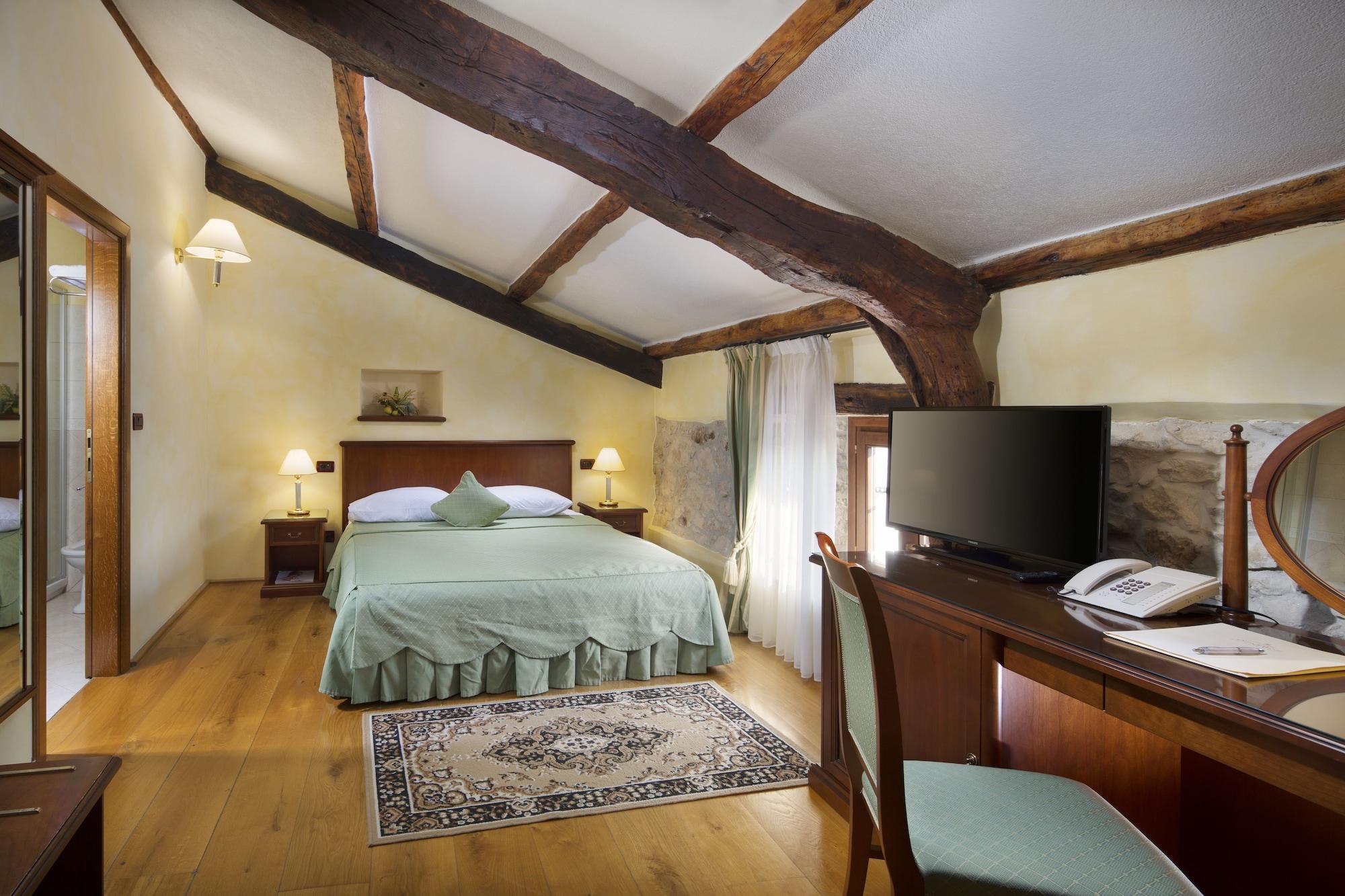 Heritage Hotel San Rocco Brtonigla Exterior photo