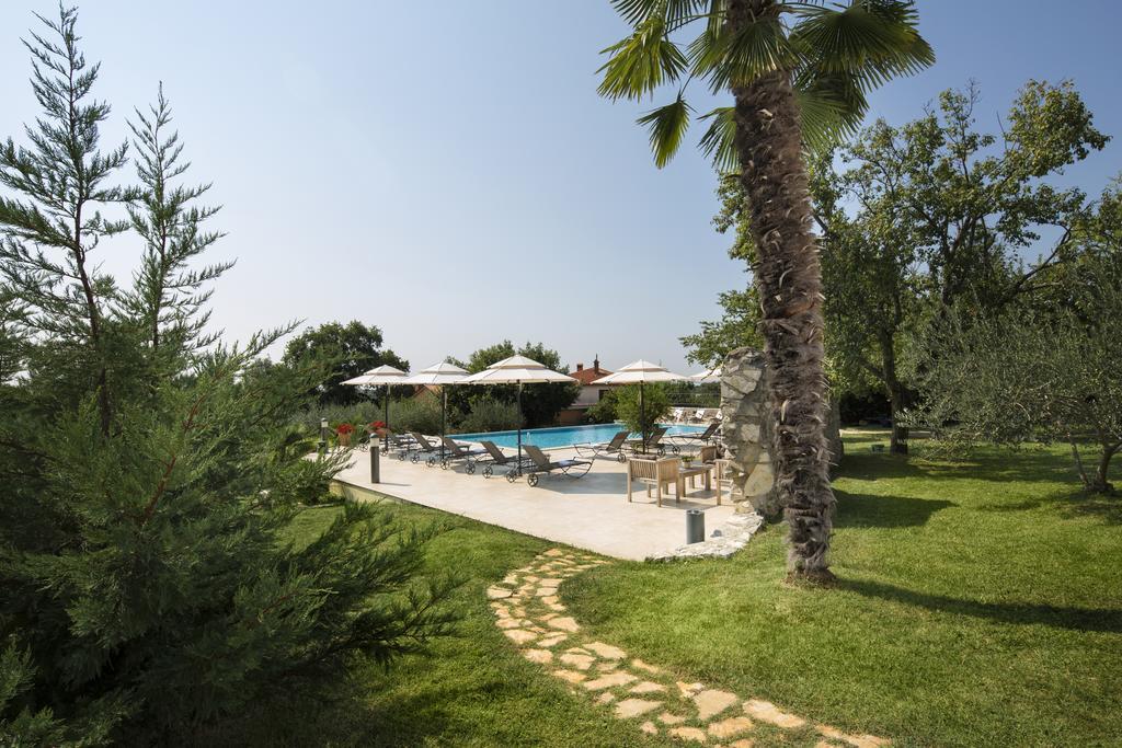 Heritage Hotel San Rocco Brtonigla Exterior photo