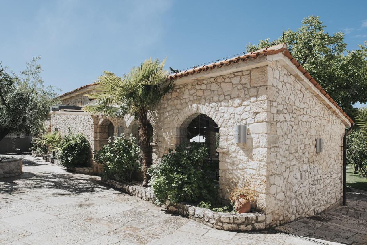 Heritage Hotel San Rocco Brtonigla Exterior photo
